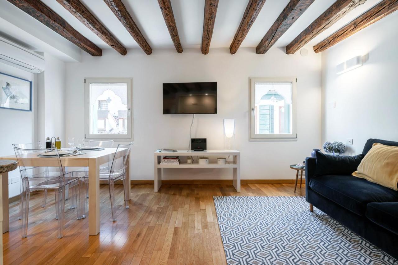 Ca' Laura - San Marco Canal View Apartman Velence Kültér fotó