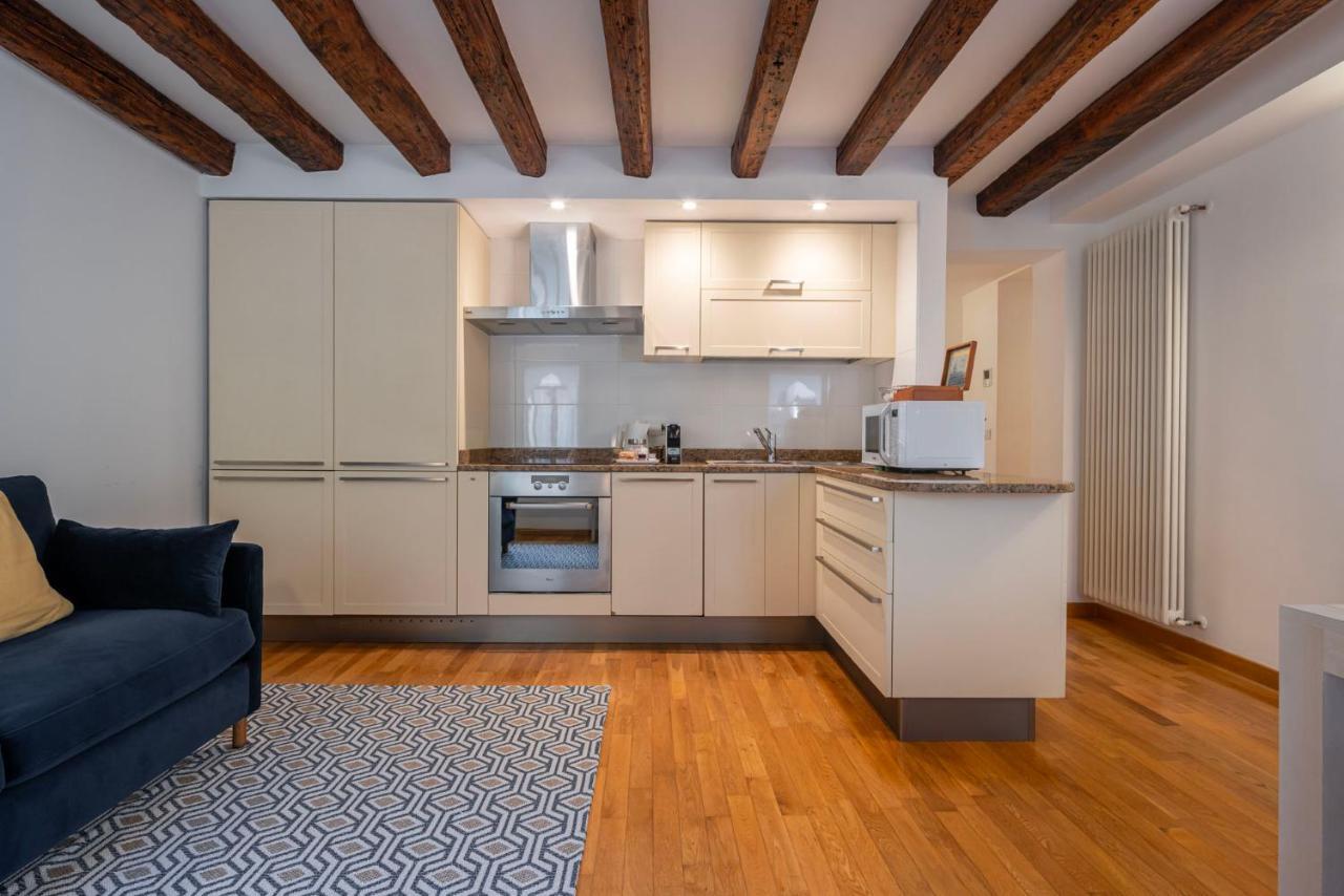 Ca' Laura - San Marco Canal View Apartman Velence Kültér fotó