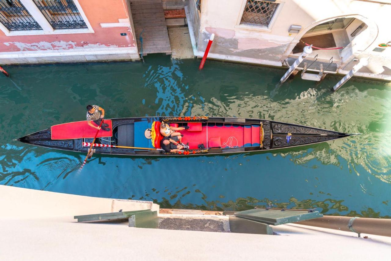 Ca' Laura - San Marco Canal View Velence Kültér fotó